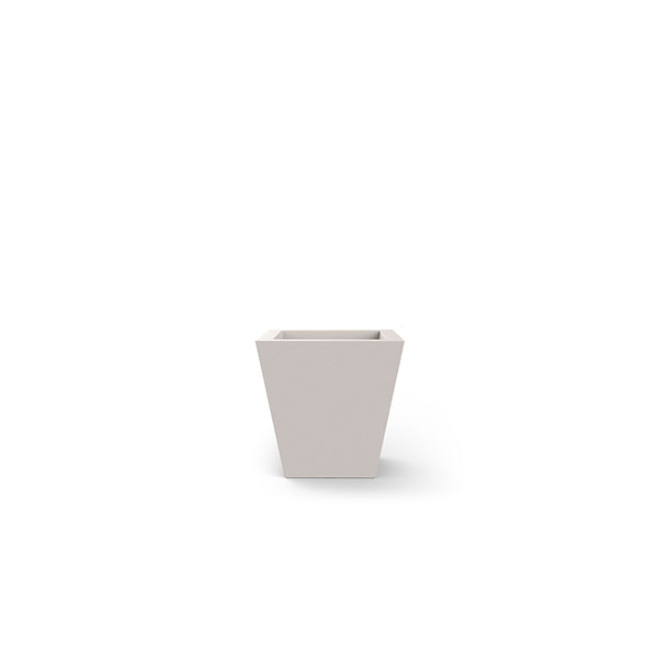 Studio Planters Cono Cuadrado