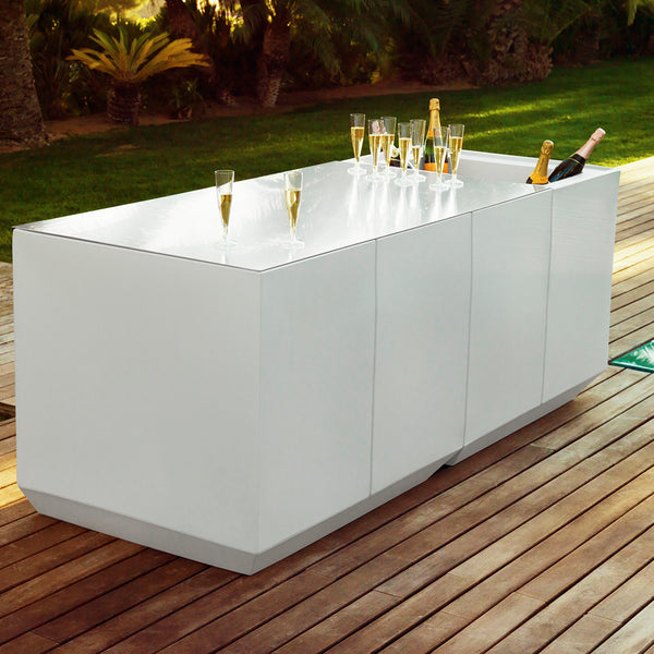 Vela Counter Bar