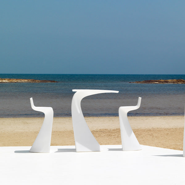 Wing Bar Table