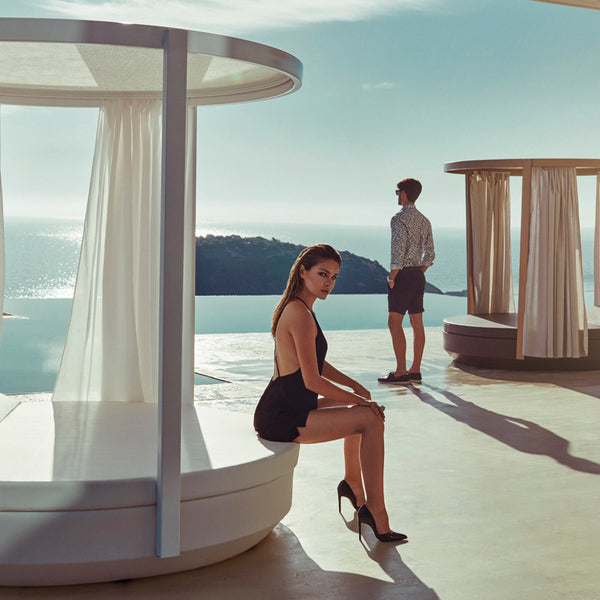 Vela Round Canopy