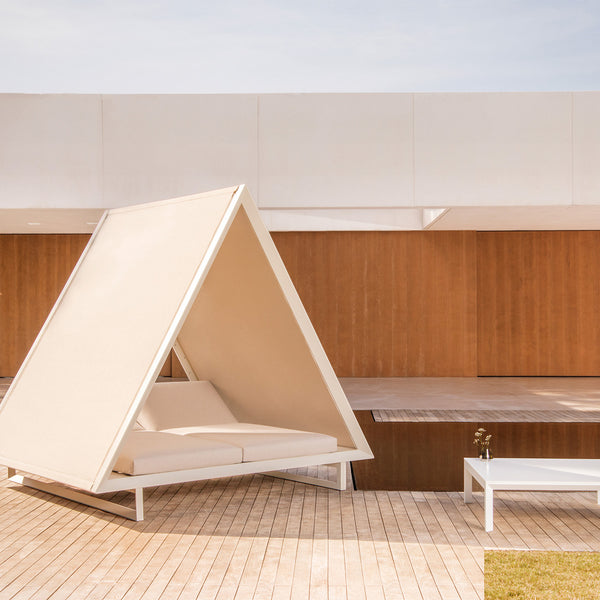 Vineyard Daybed